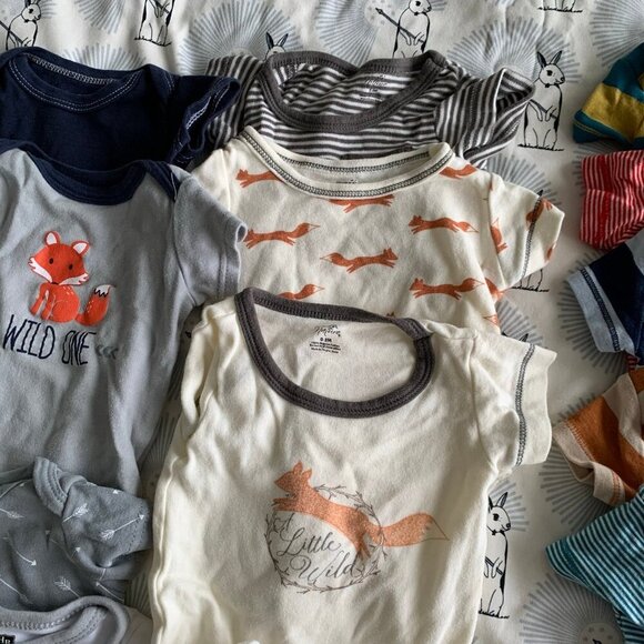 Baby boy short sleeve bodysuit bundle 0-3 months 13 pieces - Picture 4 of 10